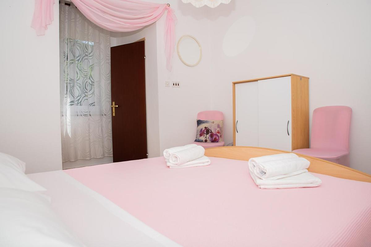 Apartman Mira I Denis Supetarska Draga Exterior photo